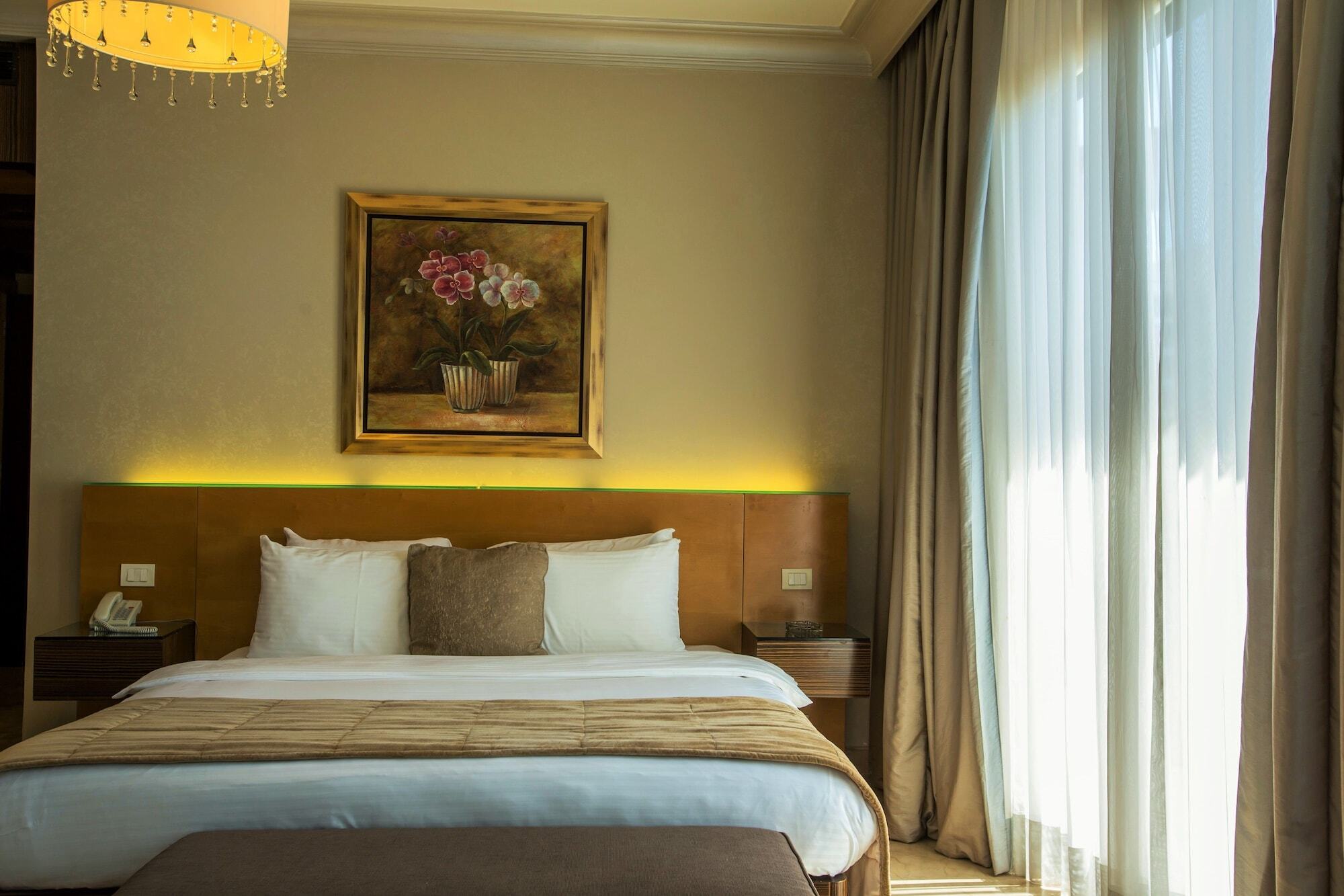 Lahoya Beirut Apartment Exterior photo